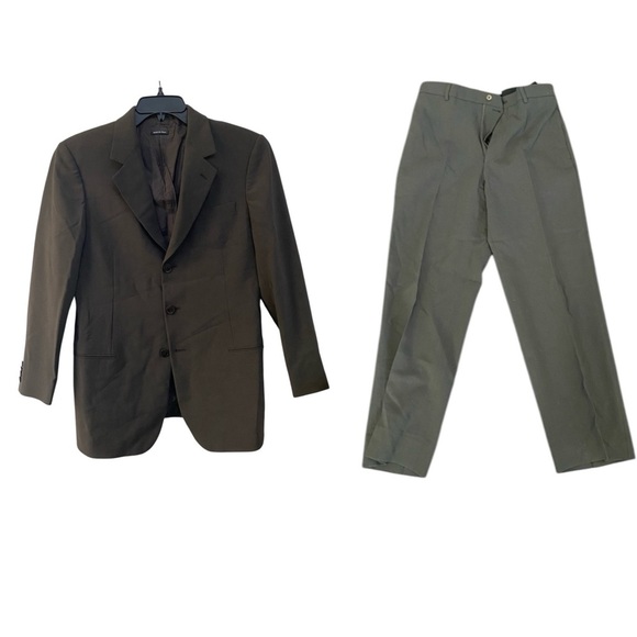 Giorgio Armani 2 pieces suit 100% wool men’s size 40 Slim fit pant 30*28” - Picture 1 of 16